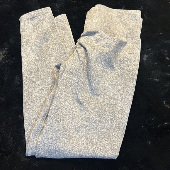 Grey Scrunch Seamless leggings - Picture 7 of 7